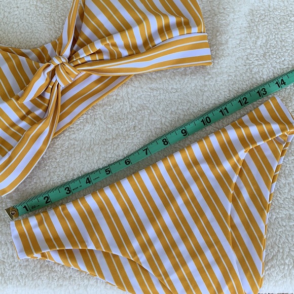 2/$18 Super cute striped bikini set - Picture 6 of 8